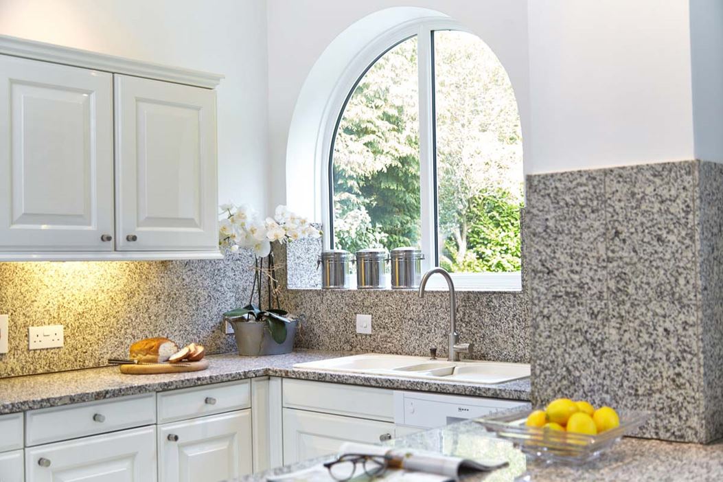 Traditional Kitchen Windows - Styles & Options | Anglian Home