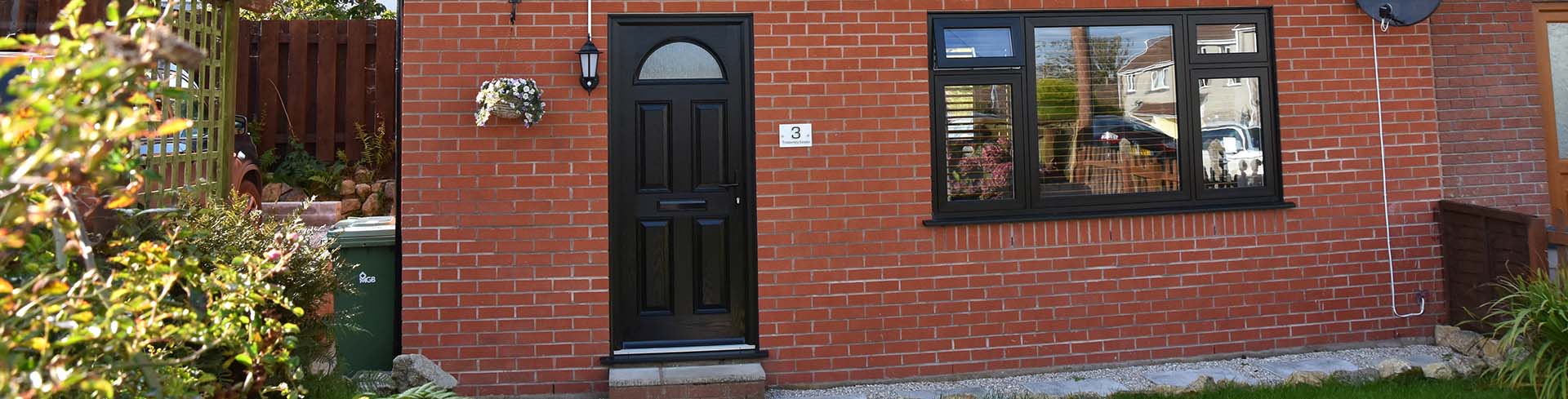 traditional composite door banner