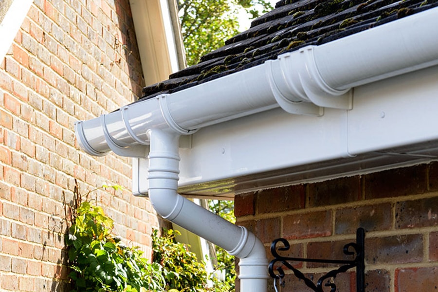 Classic White uPVC gutter, downpipe and fascia from Anglian Home UK