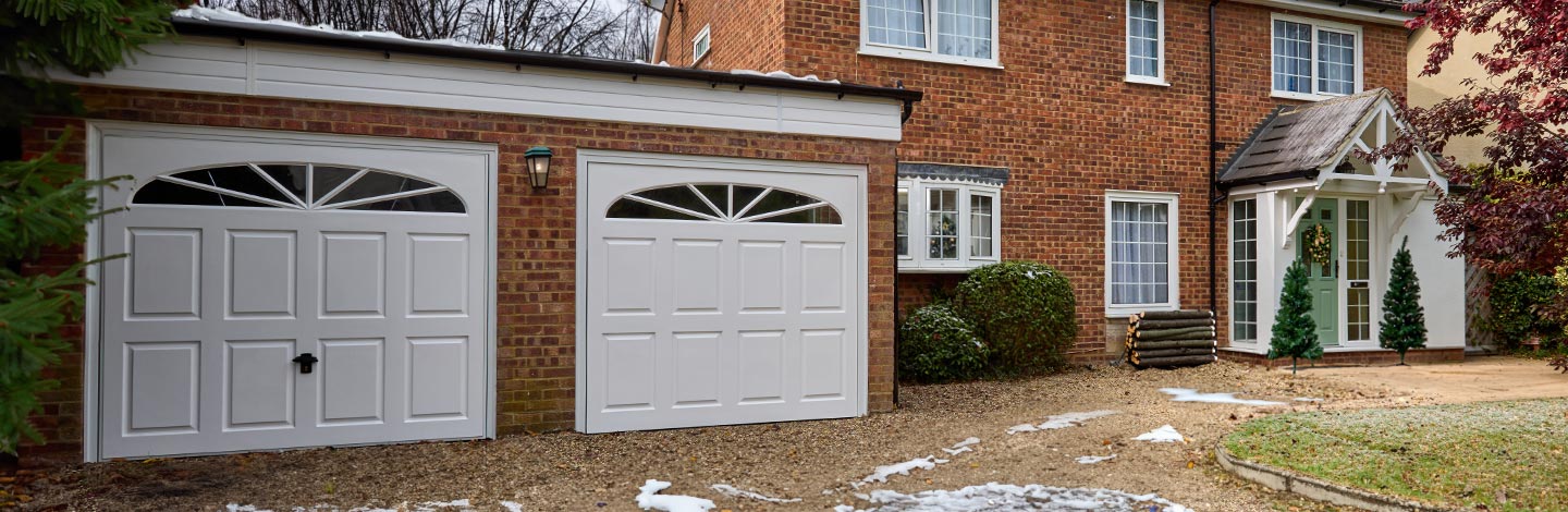 Garage door winter banner