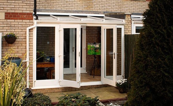 White Lean To conservatory